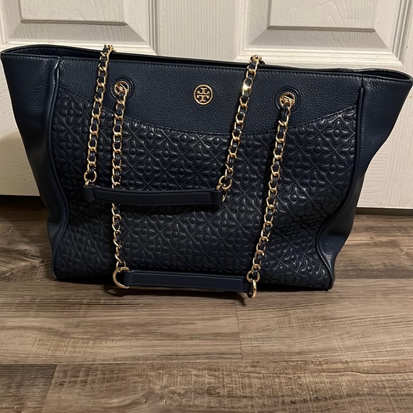 Tory Burch Handbags - Tory Burch tote